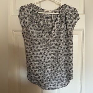H&M Black and White Geometric Shirt